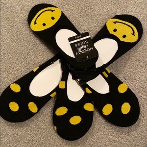 5 pairs of no show socks